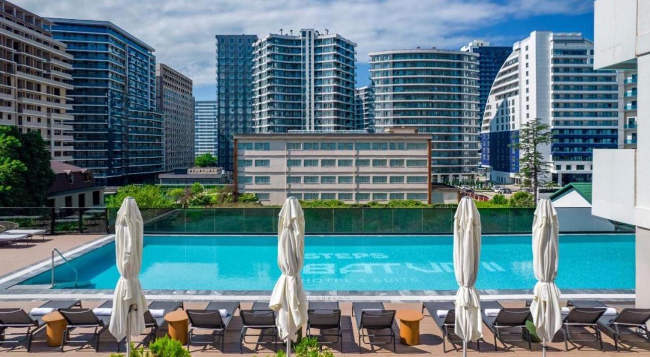 Nova Luxe Hotel & Residences Batumi Exterior foto