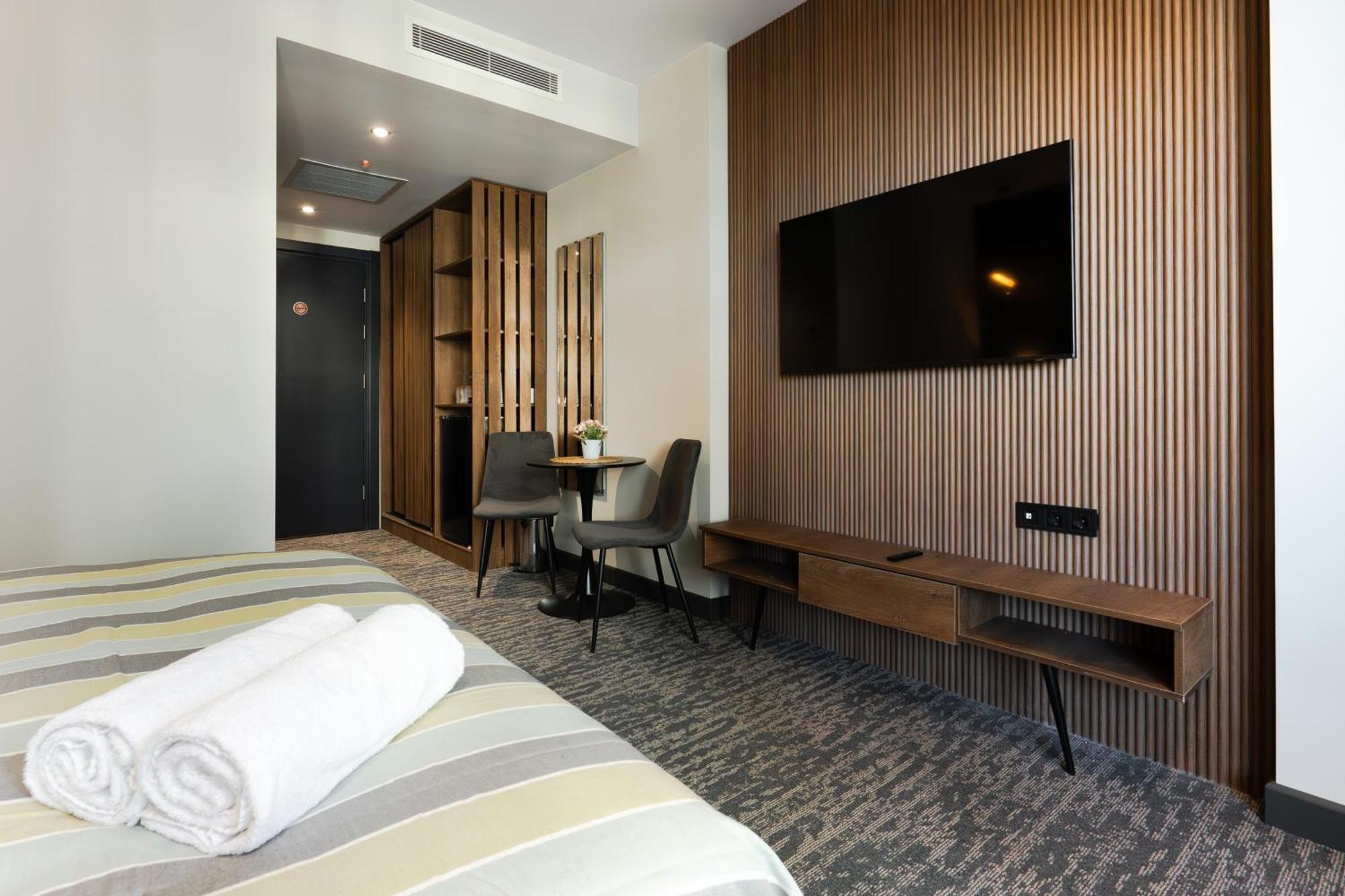 Nova Luxe Hotel & Residences Batumi Exterior foto
