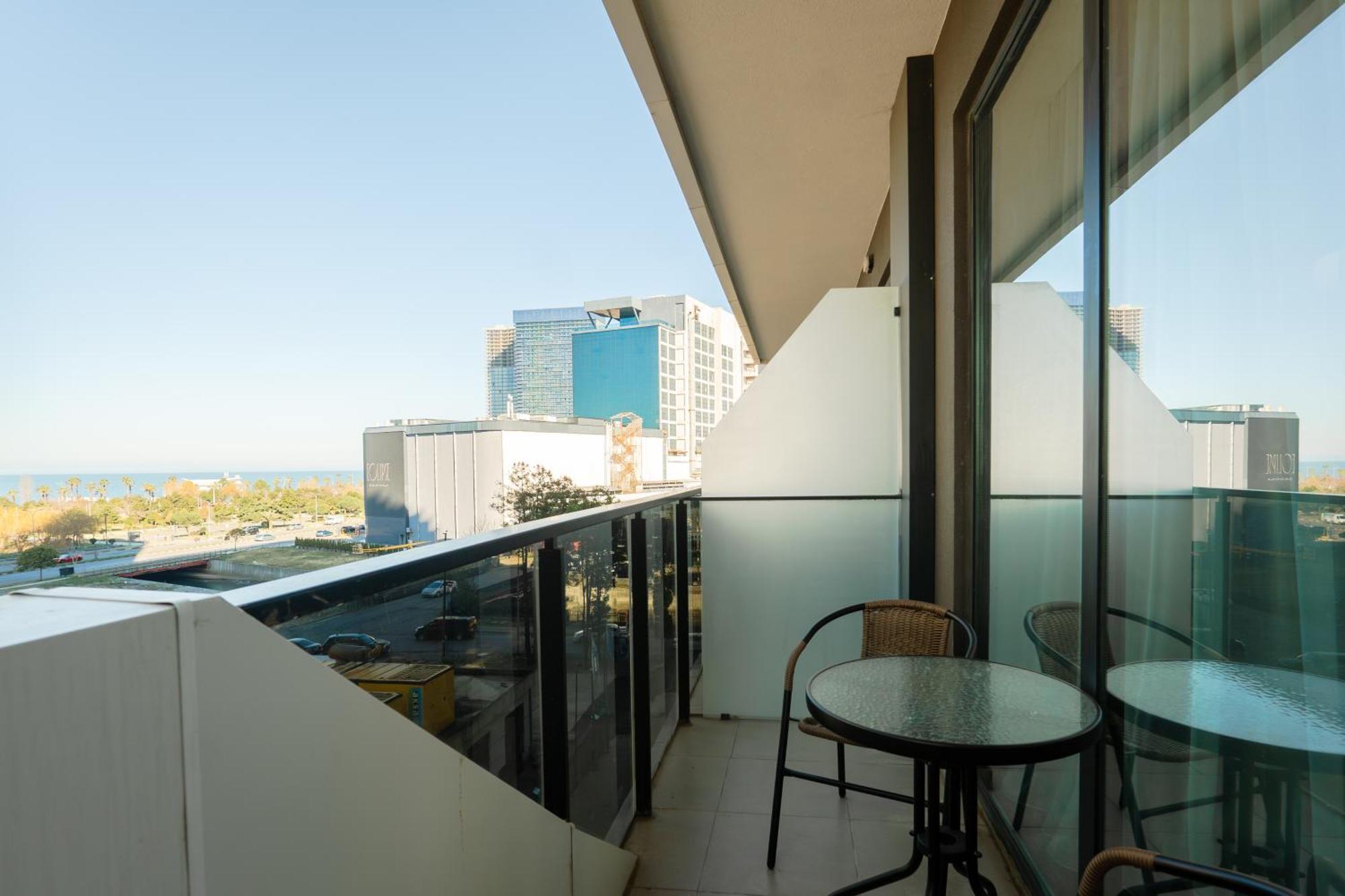 Nova Luxe Hotel & Residences Batumi Zimmer foto