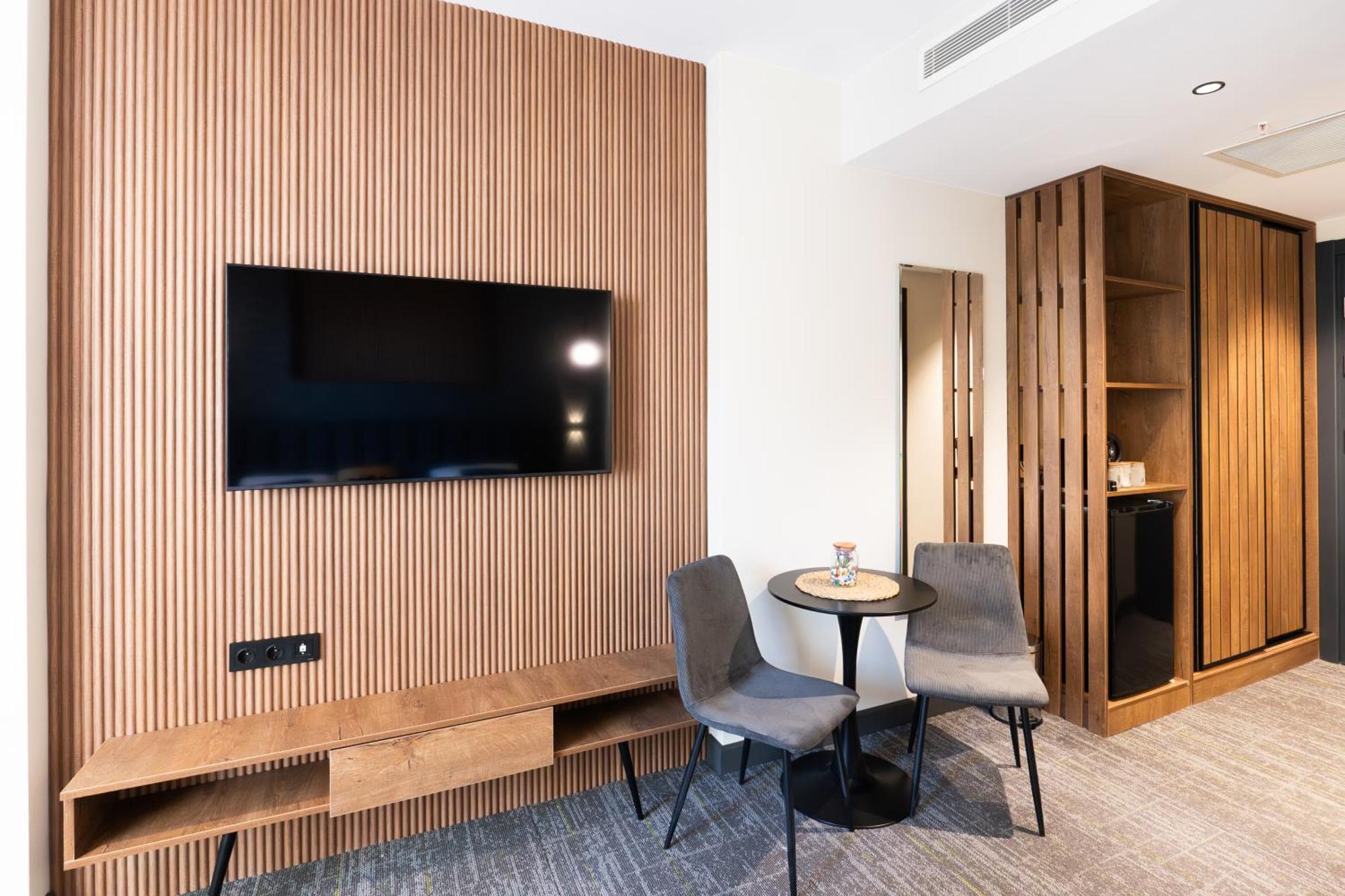 Nova Luxe Hotel & Residences Batumi Exterior foto